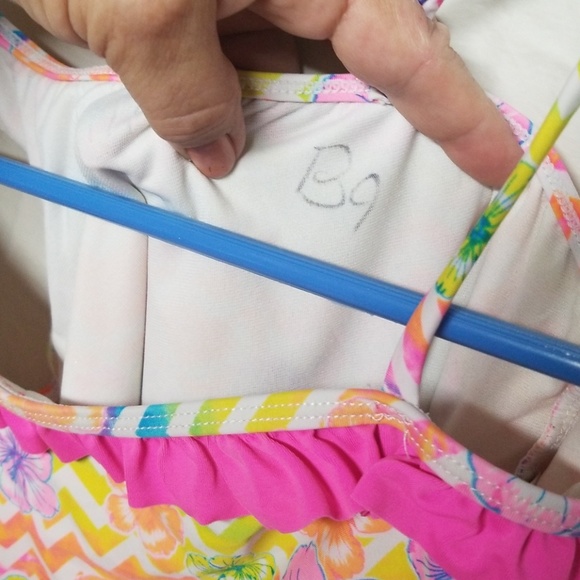 Girls bathing suit - Picture 4 of 4